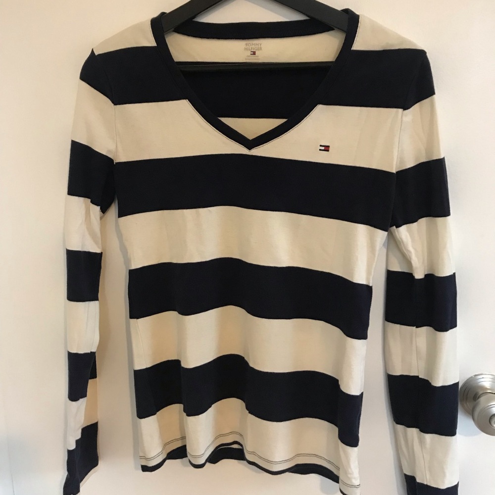 Long sleeve casual shirt